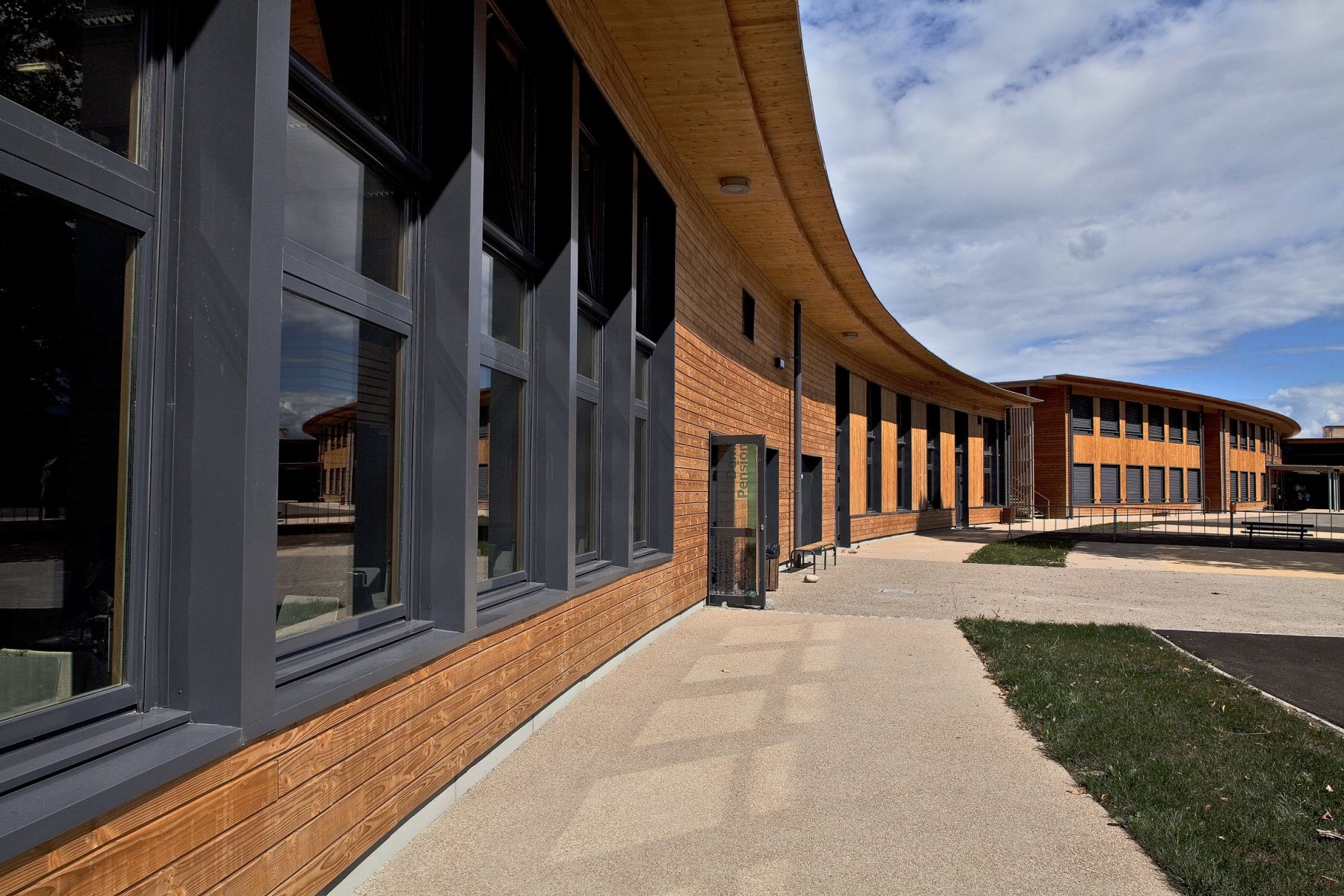 Page De Garde Collège Henri Wallon La Seyne Sur Mer Collège Henri Wallon - Fibois 38